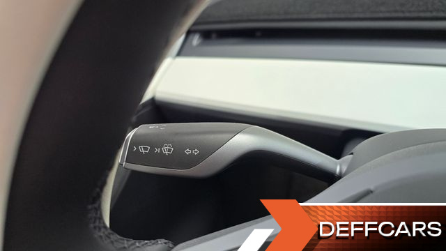 Tesla MODEL Y RWD купить на сайте DeffCars