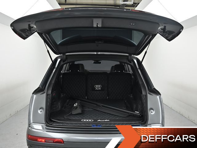 Audi Q7 55 TFSI Quattro Premium купить на сайте DeffCars