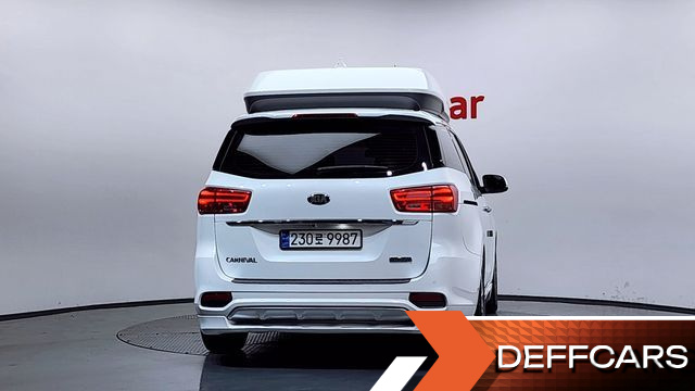 Kia CARNIVAL Gasoline 9-Seater Hi-Limousine Noblesse Special купить на сайте DeffCars