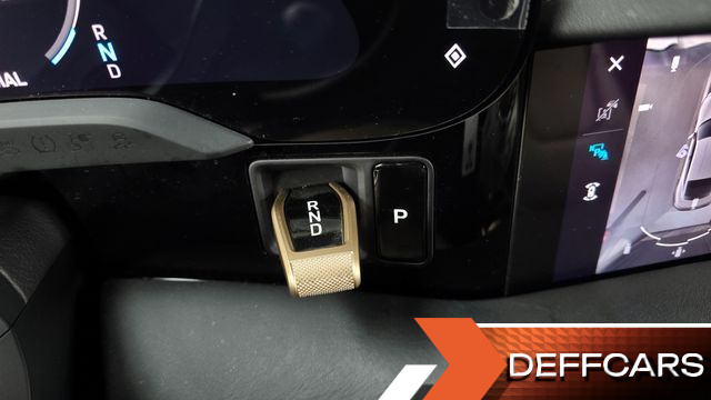 Porsche TAYCAN Base купить на сайте DeffCars