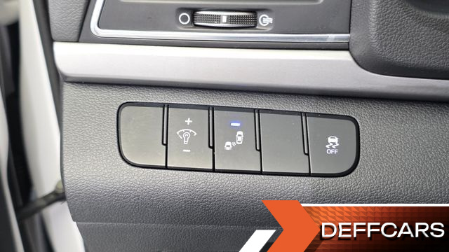 Hyundai AVANTE 1.6 GDI Value Plus купить на сайте DeffCars