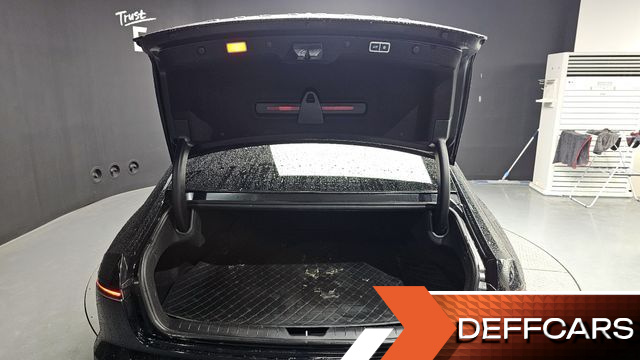 Hyundai GRANDEUR 3.5 LPG 2WD (Taxi) Deluxe купить на сайте DeffCars