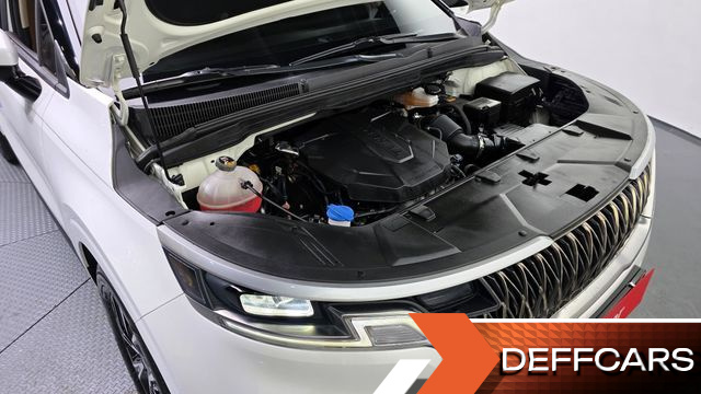 Kia CARNIVAL 9-Seater Prestige купить на сайте DeffCars