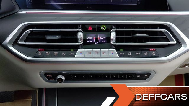 BMW X7 xDrive 40i Design Pure Excellence 6-Seater купить на сайте DeffCars