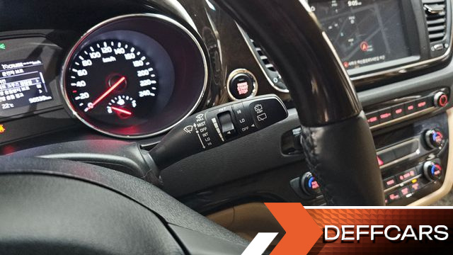 Kia CARNIVAL 9-Seater Noblesse купить на сайте DeffCars
