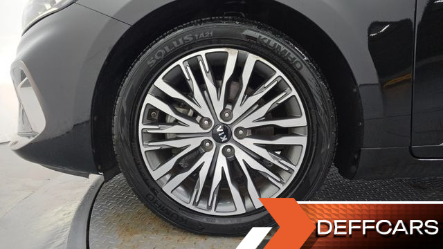 Kia K7 3.0 GDI Signature купить на сайте DeffCars
