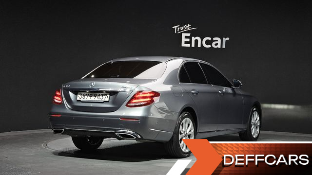Mercedes E-CLASS E300 4MATIC Exclusive купить на сайте DeffCars