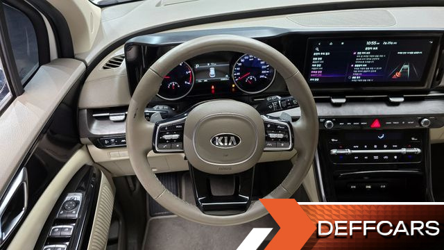 Kia CARNIVAL 9-Seater Noblesse купить на сайте DeffCars