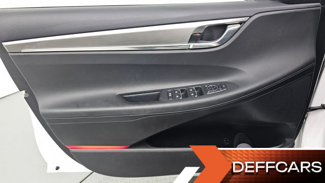 Hyundai GRANDEUR 2.5 Le Blanc купить на сайте DeffCars