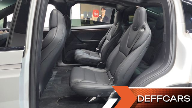 Tesla MODEL X 75D купить на сайте DeffCars
