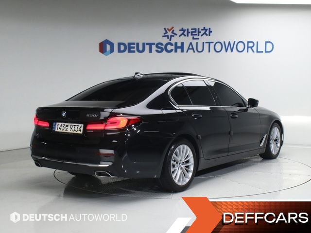 BMW 5-SERIES 520i Luxury купить на сайте DeffCars