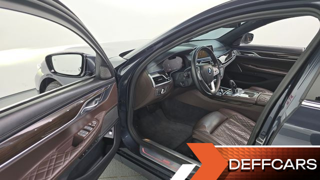 BMW 7-SERIES 740Li xDrive Design Pure Excellence купить на сайте DeffCars