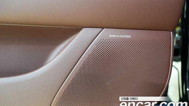 Genesis G90 Gasoline 3.5 Turbo AWD купить на сайте DeffCars