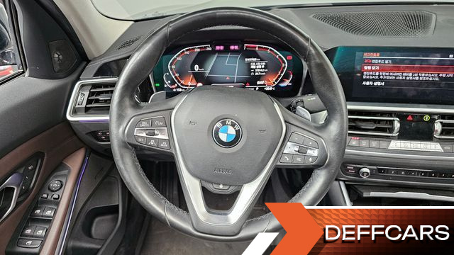 BMW 3-SERIES 320i Luxury купить на сайте DeffCars