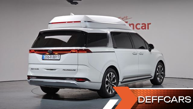 Kia CARNIVAL Gasoline 7-Seater Hi-Limousine Signature купить на сайте DeffCars