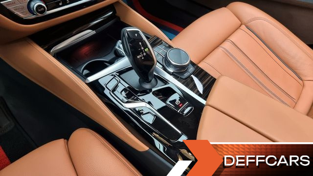 BMW 5-SERIES 520i Luxury купить на сайте DeffCars