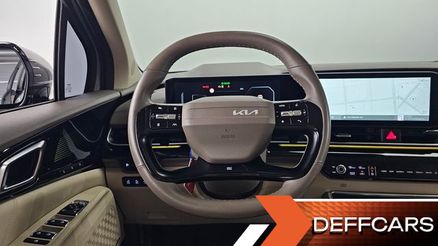 Kia CARNIVAL 9-Seater Gravity купить на сайте DeffCars
