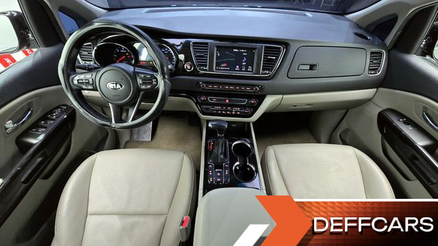 Kia CARNIVAL 9-Seater Prstige купить на сайте DeffCars
