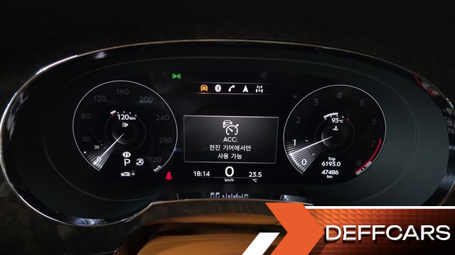 Bentley BENTAYGA 4.0 V8 купить на сайте DeffCars
