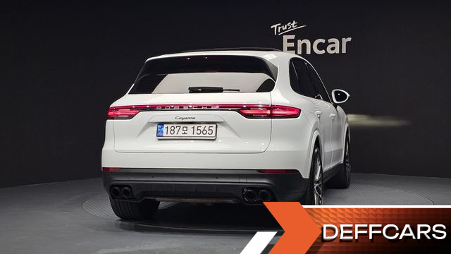 Porsche CAYENNE 3.0 PLATINUM EDITION купить на сайте DeffCars