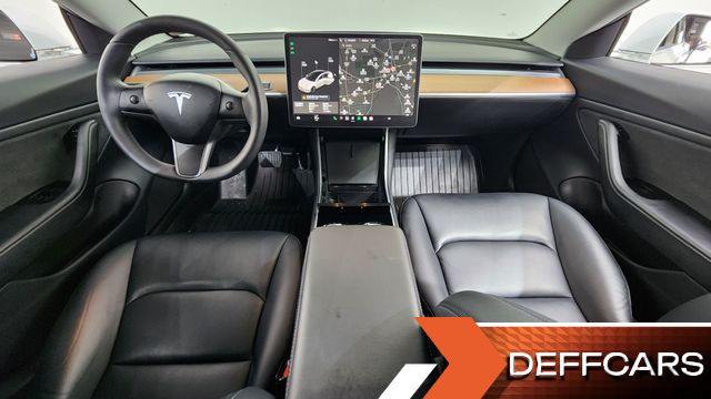 Tesla MODEL 3 Long Range AWD купить на сайте DeffCars