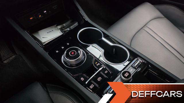 Kia K5 2.0 Noblesse купить на сайте DeffCars