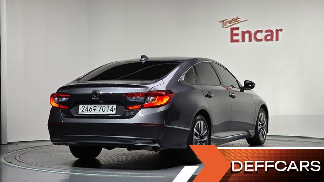 Honda ACCORD 2.0 Hybrid Touring купить на сайте DeffCars