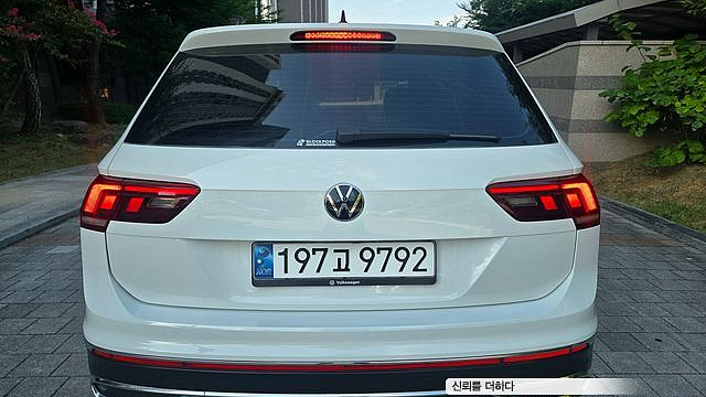 Volkswagen TIGUAN 2.0 TDI Premium купить на сайте DeffCars