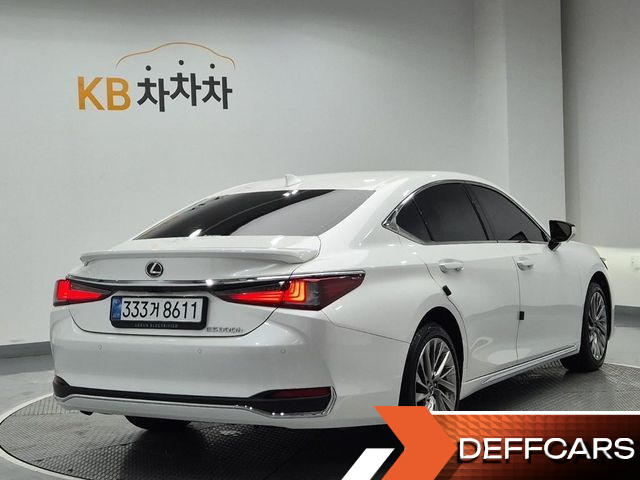 Lexus ES Executive купить на сайте DeffCars