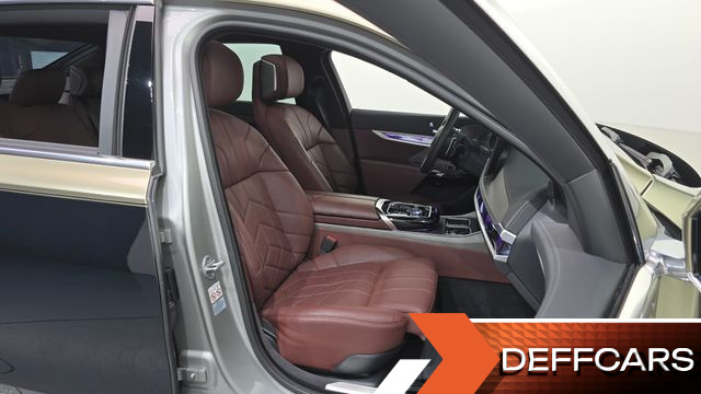 BMW 7-SERIES 740i sDrive Design Pure Excellence купить на сайте DeffCars