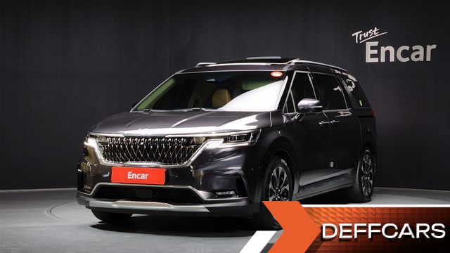 Kia CARNIVAL Gasoline 7-Seater Signature купить на сайте DeffCars