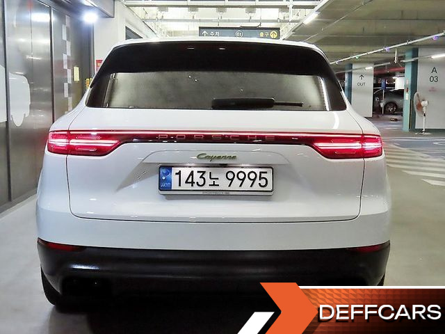 Porsche CAYENNE 3.0 E-Hybrid купить на сайте DeffCars