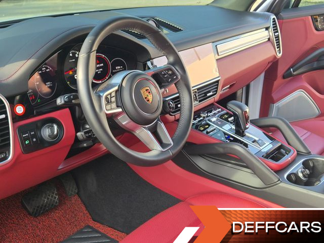 Porsche CAYENNE 3.0 PLATINUM EDITION купить на сайте DeffCars