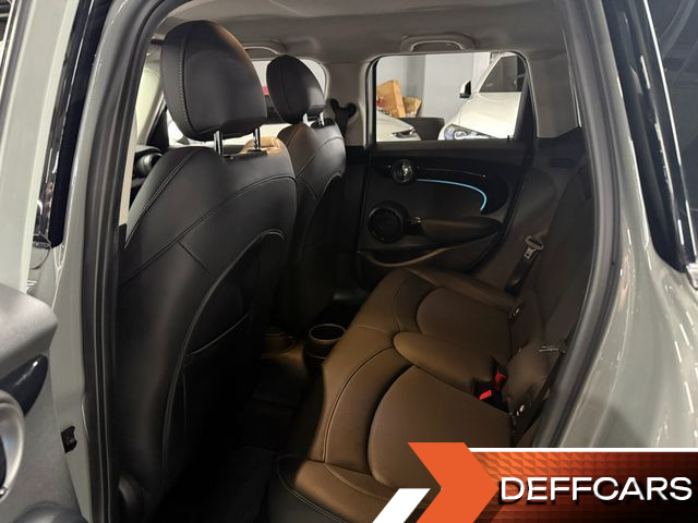 Mini COOPER 5Door Classic Third Generation купить на сайте DeffCars