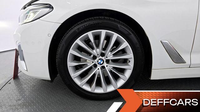 BMW 5-SERIES 520i Luxury купить на сайте DeffCars