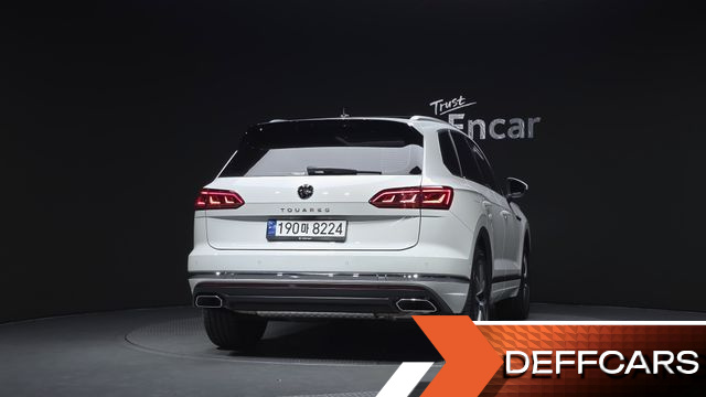 Volkswagen TOUAREG 3.0 TDI Prestige купить на сайте DeffCars
