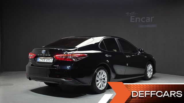 Toyota CAMRY 2.5 LE Hybrid купить на сайте DeffCars