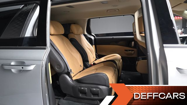 Kia CARNIVAL Gasoline 7-Seater Noblesse купить на сайте DeffCars