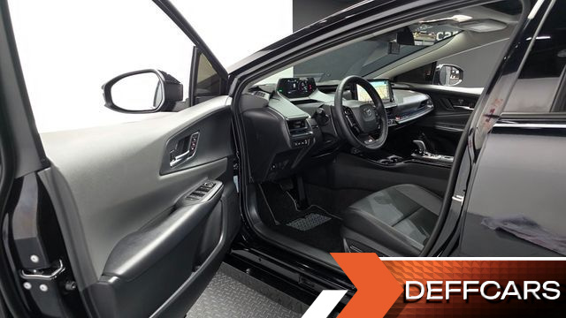 Toyota PRIUS 2.0 XLE купить на сайте DeffCars