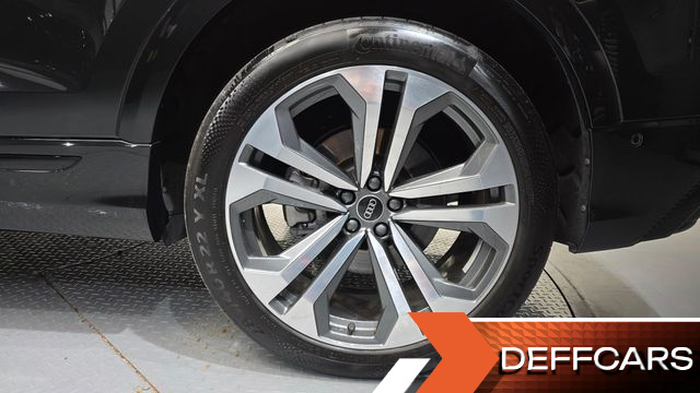 Audi Q8 55 TFSI Quattro Premium купить на сайте DeffCars