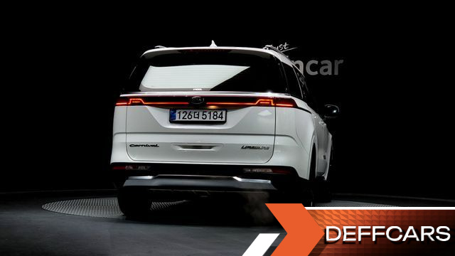 Kia CARNIVAL Gasoline 7-Seater Signature купить на сайте DeffCars