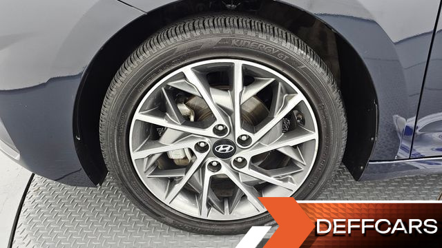 Hyundai AVANTE 1.6 Smart Choice купить на сайте DeffCars