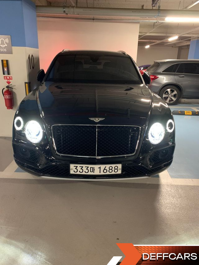 Bentley BENTAYGA 4.0 V8 купить на сайте DeffCars