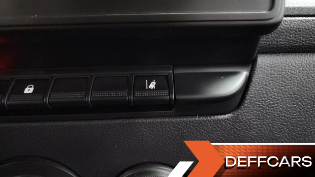 Renault-KoreaSamsung MASTER 2.3 15-Seater купить на сайте DeffCars