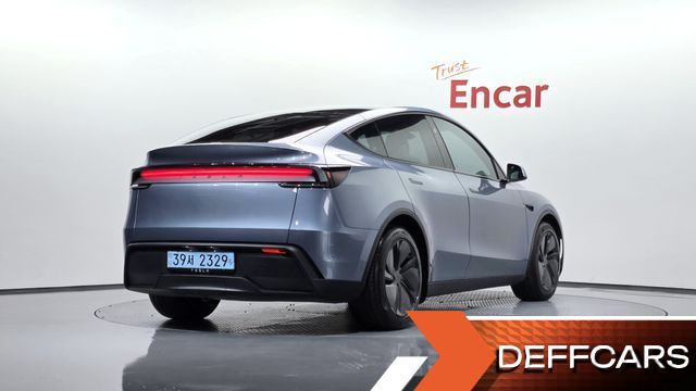 Tesla MODEL Y RWD купить на сайте DeffCars