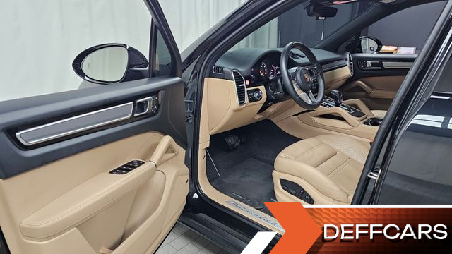 Porsche CAYENNE 3.0 PLATINUM EDITION купить на сайте DeffCars