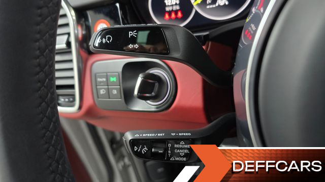 Porsche CAYENNE 3.0 E-HYBRID PLATINUM EDITION купить на сайте DeffCars