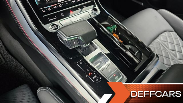 Audi Q8 55 TFSI Quattro Premium купить на сайте DeffCars