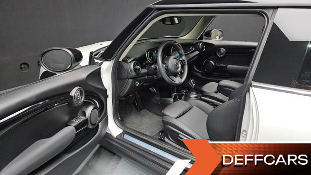 Mini COOPER Classic Plus 3rd купить на сайте DeffCars