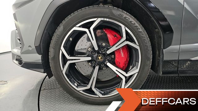 Lamborghini URUS 4.0 V8 купить на сайте DeffCars